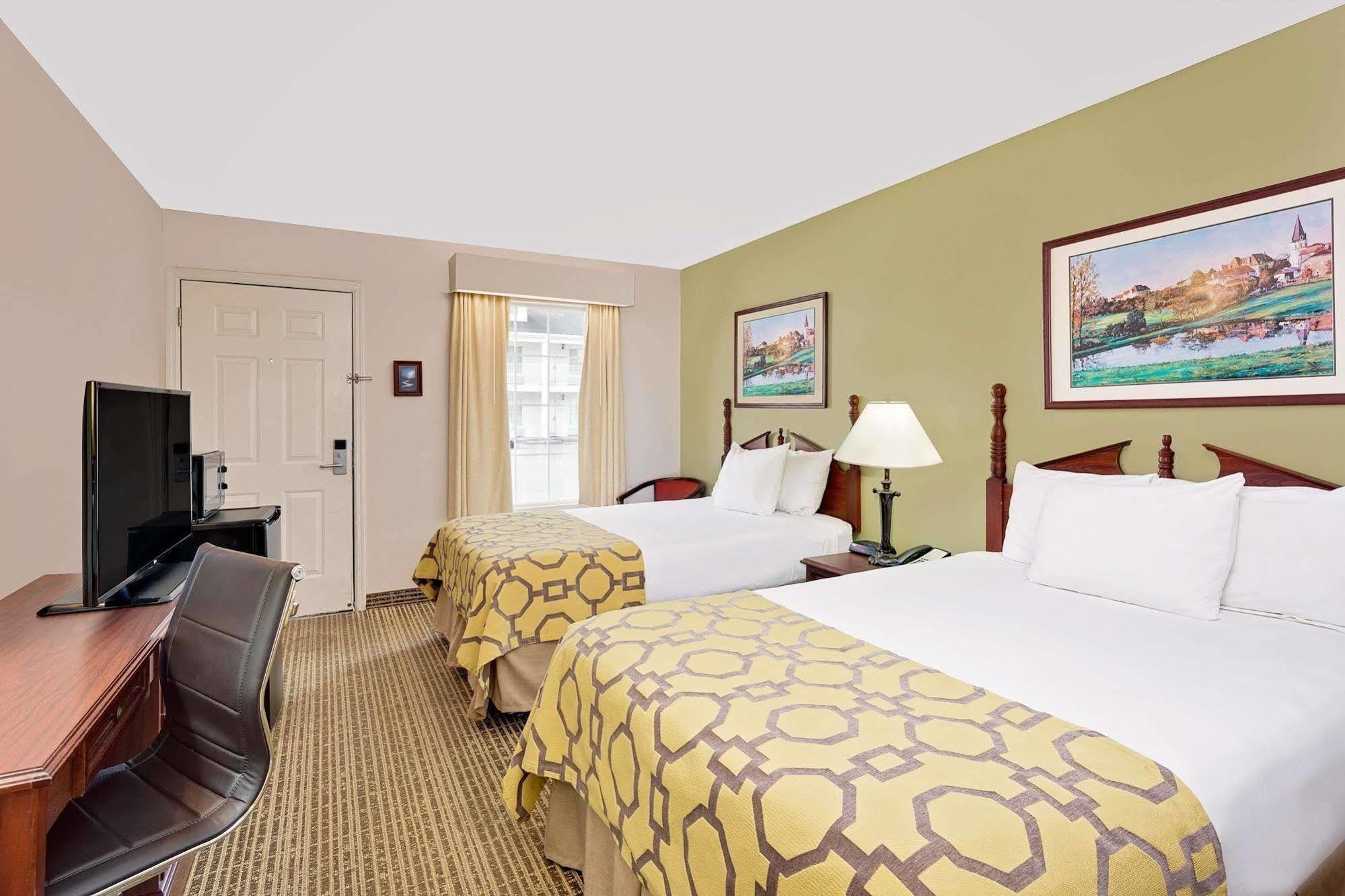Baymont By Wyndham 2*
